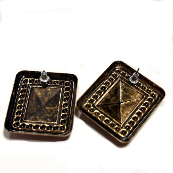 Green & Antiqued Brass Colors Rectangular Earrings Post Backs - Picture 5 of 5